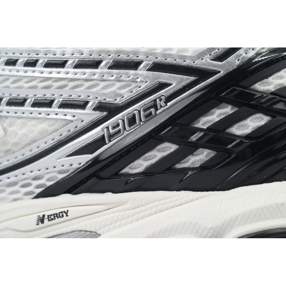 New Balance 1906R Silver Metallic Black M1906RER
