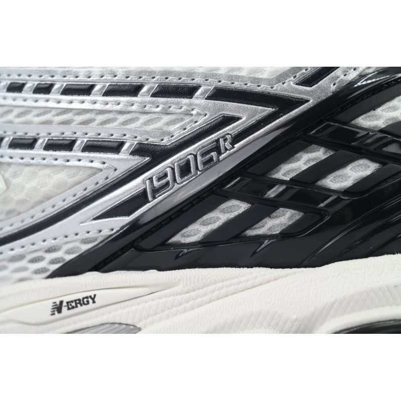 New Balance 1906R Silver Metallic Black M1906RER
