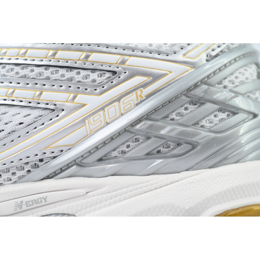 New Balance 1906R White Silver Metallic M1906RI
