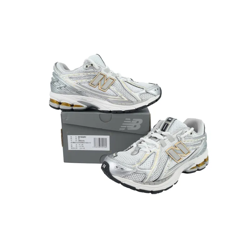 New Balance 1906R White Silver Metallic M1906RI