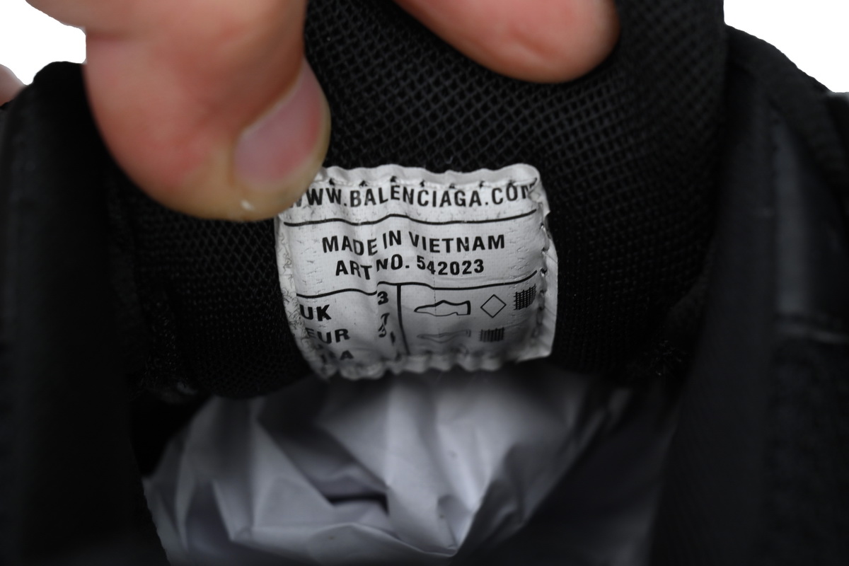 Balenciaga Track Clear Sole Black 647741W3BM21000