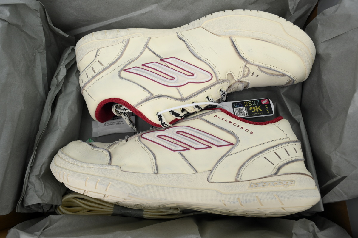 Balenciaga HAMPTONS WORN-OUT White Jordan 841765 WCURS 9960