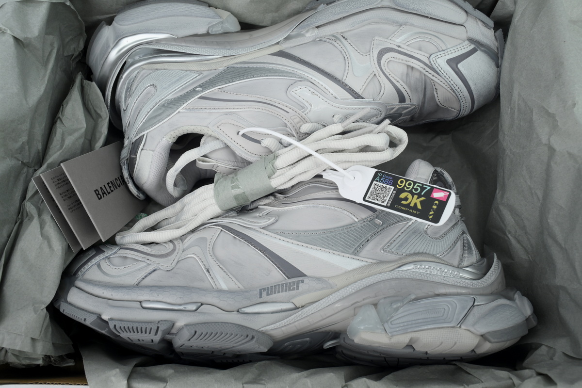 Balenciaga Runner 2.0 Grey Silver 779064 WRNNY 1180