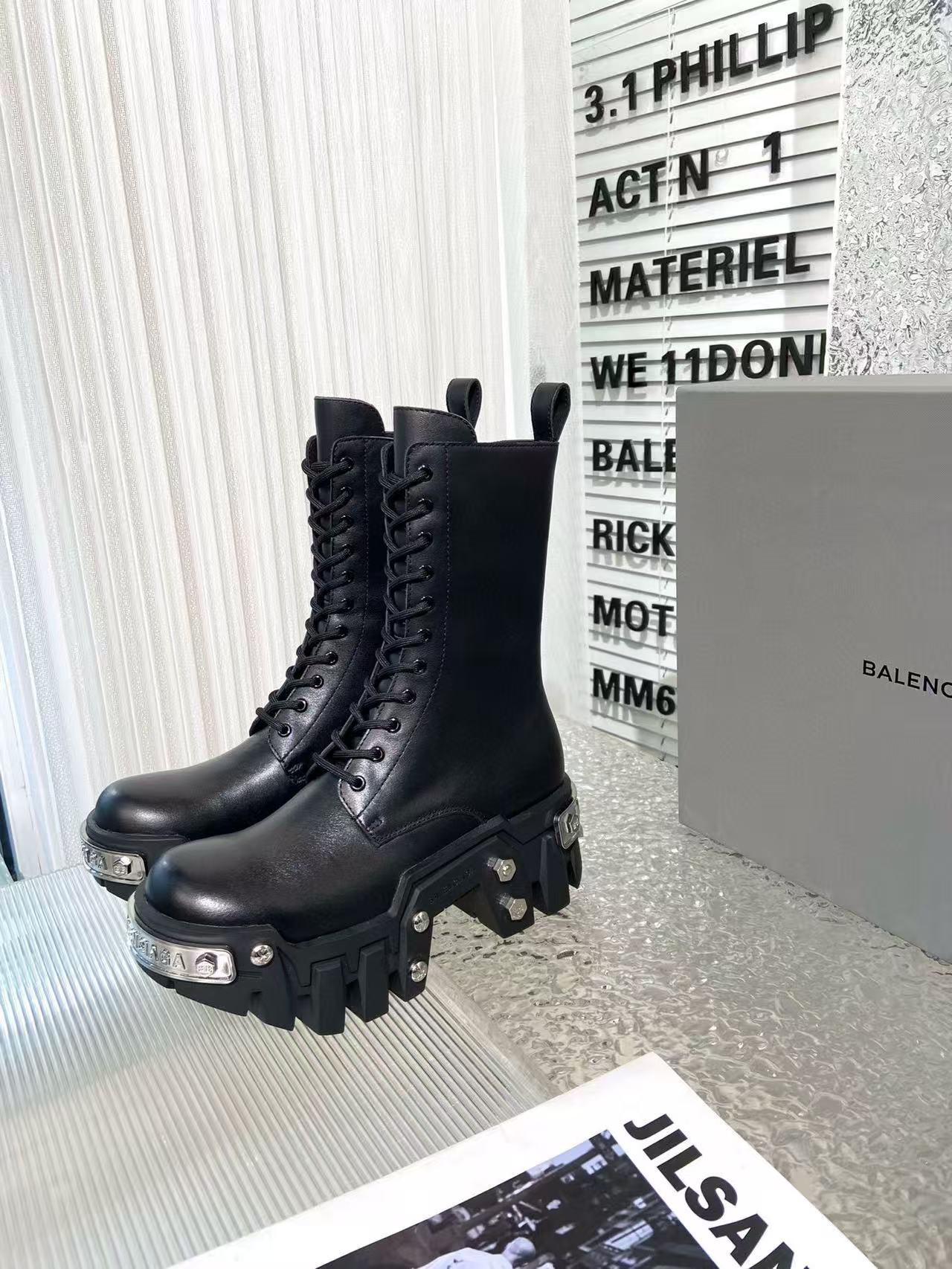 Balenciaga Bulldozer Platform Boots Black 1081