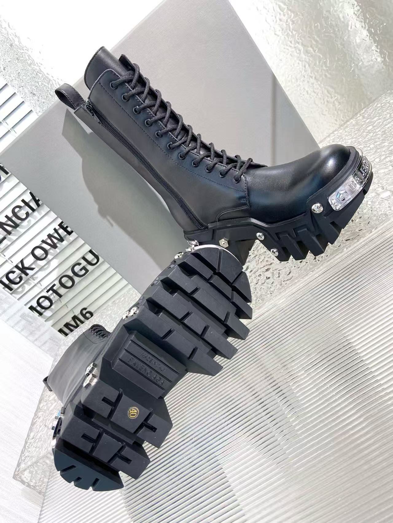 Balenciaga Bulldozer Platform Boots Black 1081