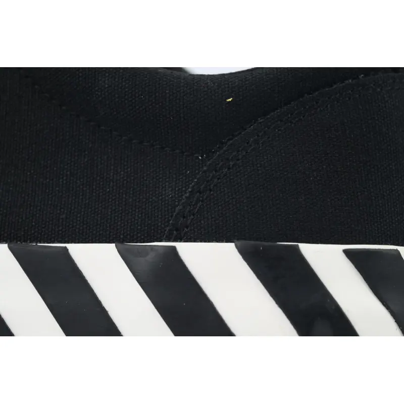 PK God Batch Off-White Vulc Low Black OWIA272C99FAB0011001