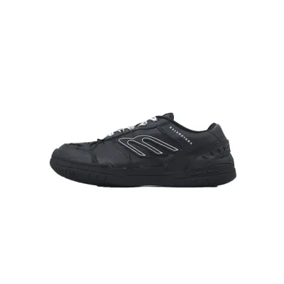 Balenciaga HAMPTONS WORN-OUT Black 841765 WCURB 9141 01