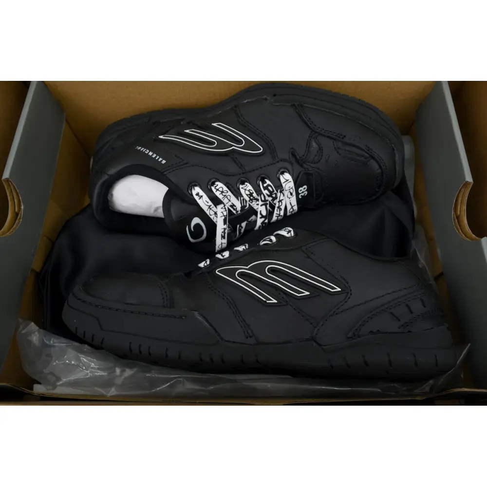 Balenciaga HAMPTONS WORN-OUT Black 841765 WCURB 9141
