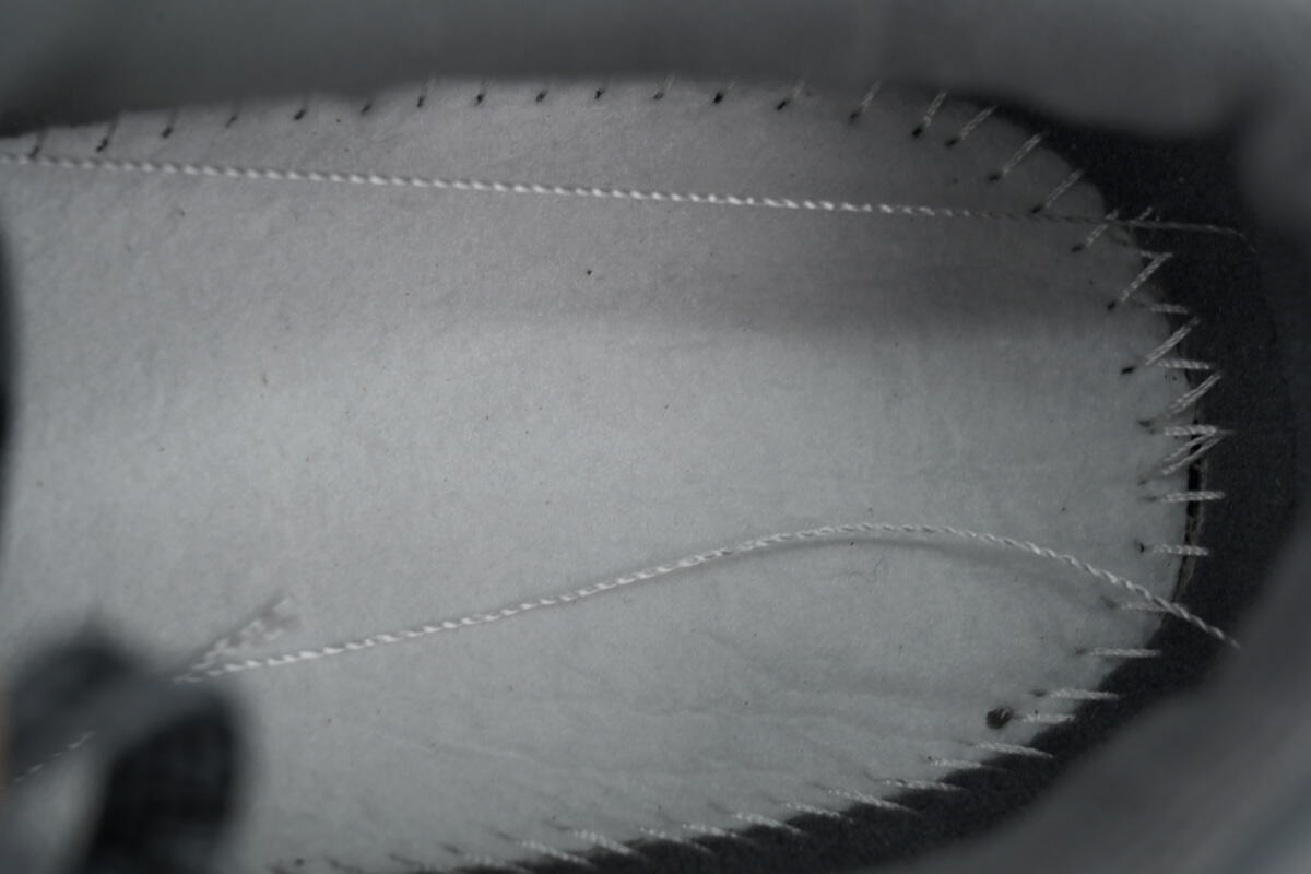 Balenciaga HAMPTONS WORN-OUT Grey 841765 WCURB 9141