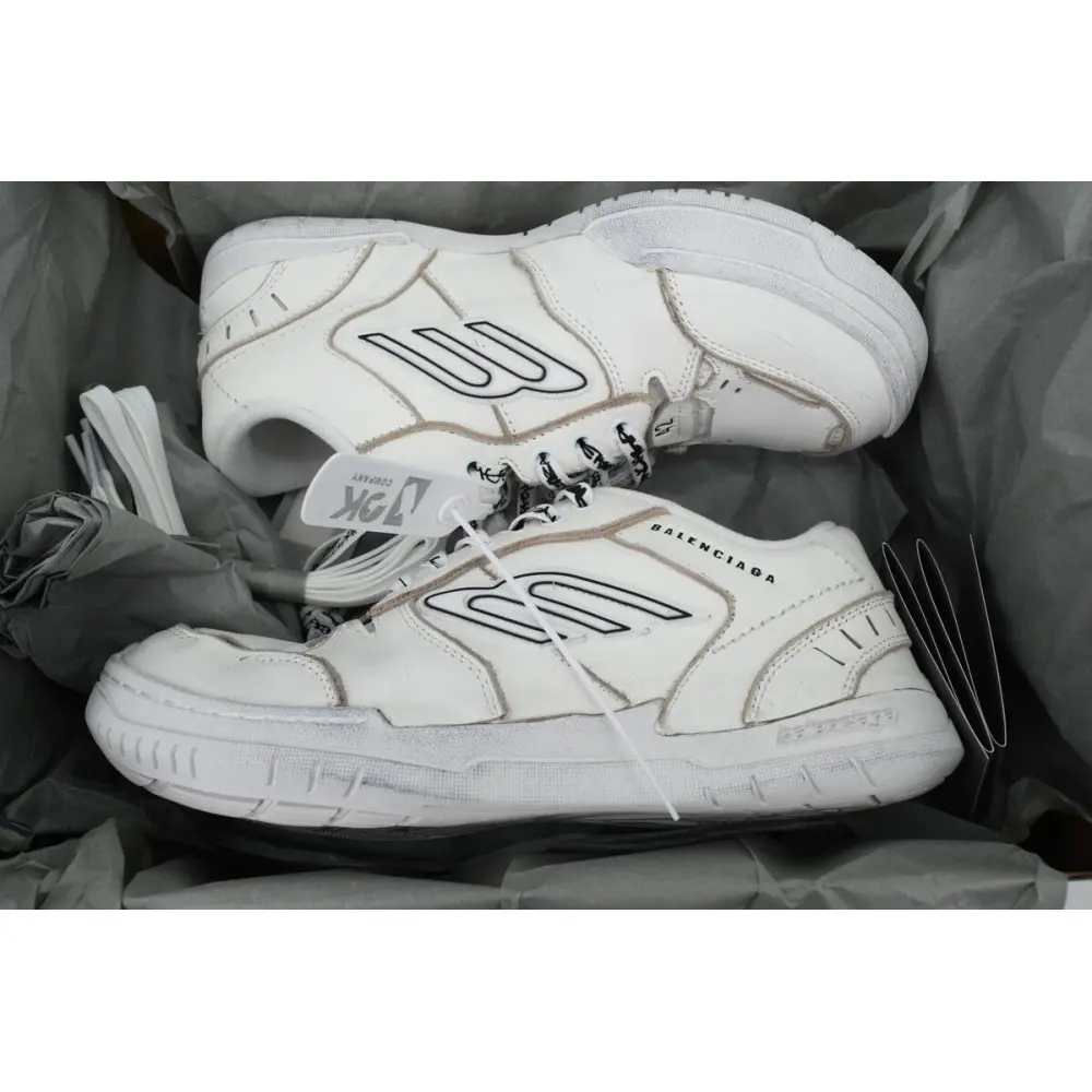 Balenciaga HAMPTONS WORN-OUT White 841763 WCURS 9000