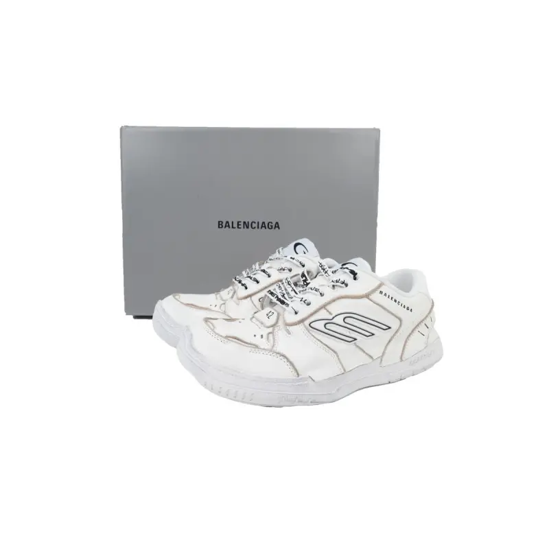 Balenciaga HAMPTONS WORN-OUT White 841763 WCURS 9000