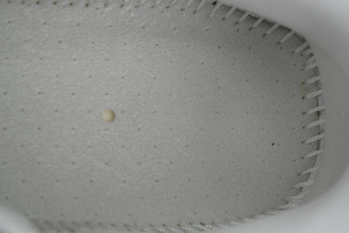 Balenciaga HAMPTONS WORN-OUT White 841763 WCURS 9000