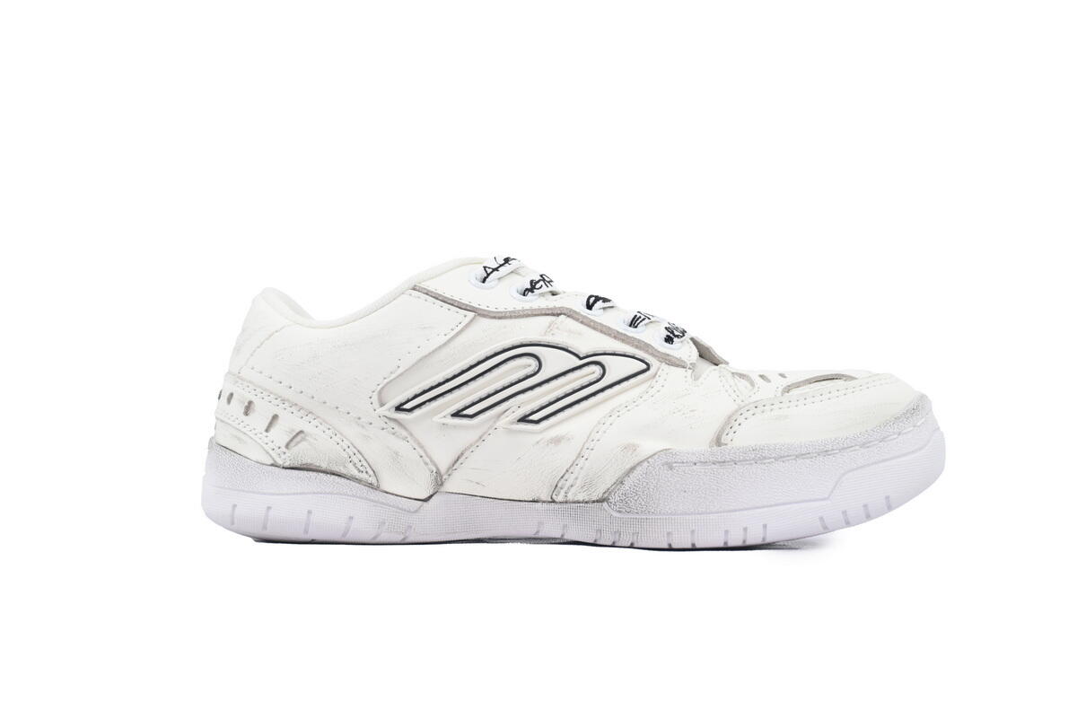 Balenciaga HAMPTONS WORN-OUT White 841765 WCURB 9141