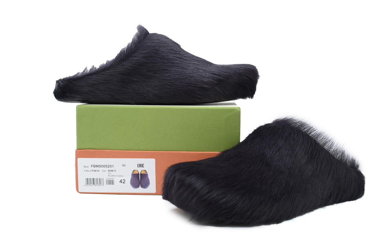 Marni Long-hair Calfskin Fussbett Sabot Black SBMR000600P412200N99