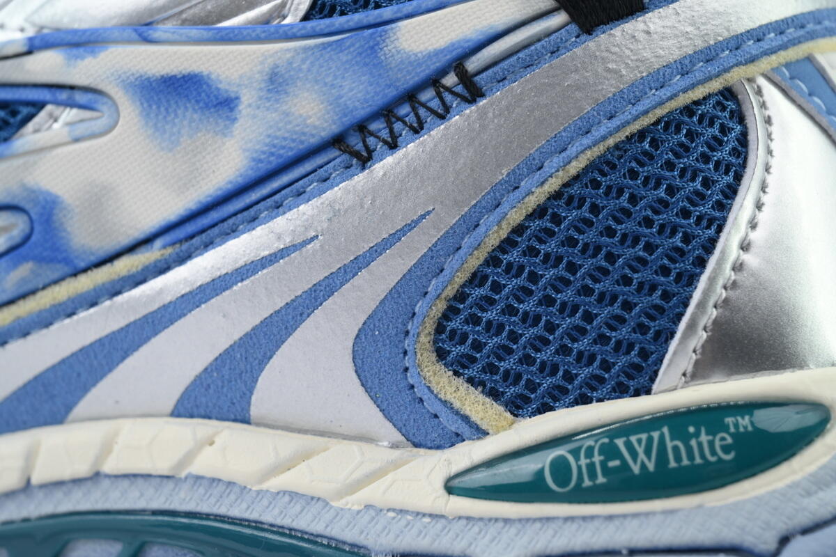 Off White Be Right Back Sneakers Gradient Blue OMIA295S25 FAB00 47245