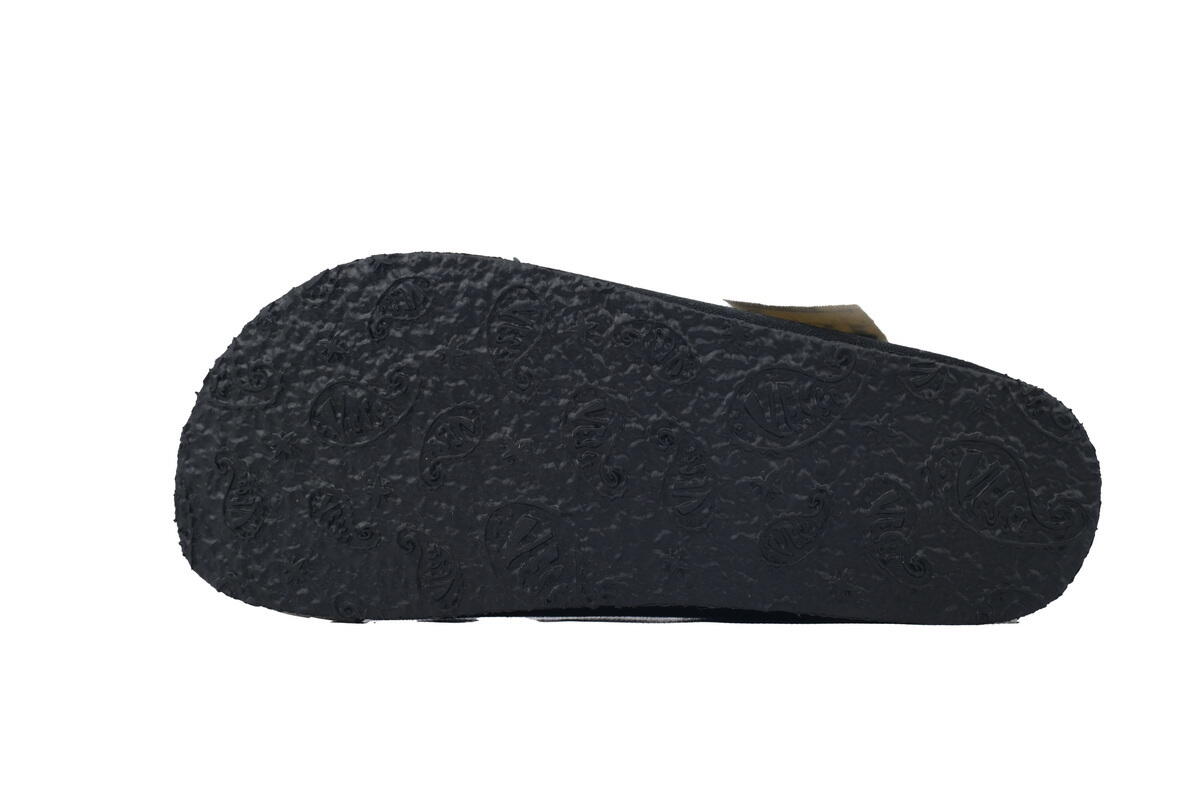 xVESSEL Cabin One Black And White