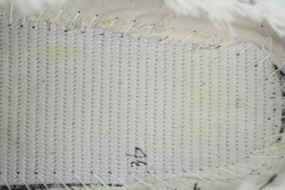 xVESSEL Cabin One Black And White