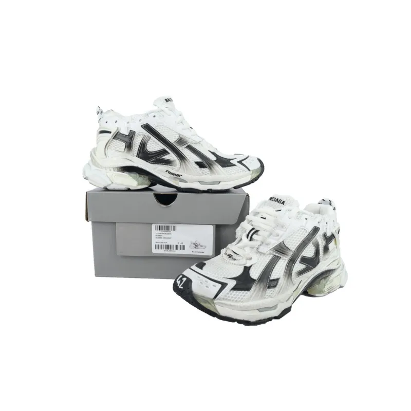 Balenciaga Runner Sneaker 'Gradient - White Black' 772774 WRUNG 9010