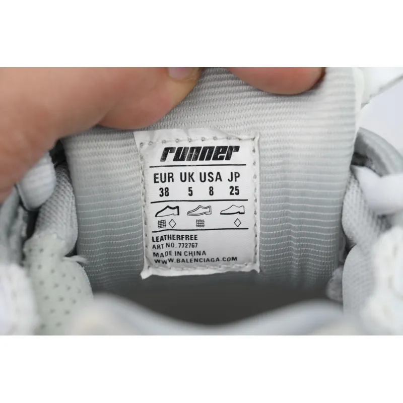 Balenciaga Runner Sneaker Gradient Yellow Powder 772767 WRUNG 9517