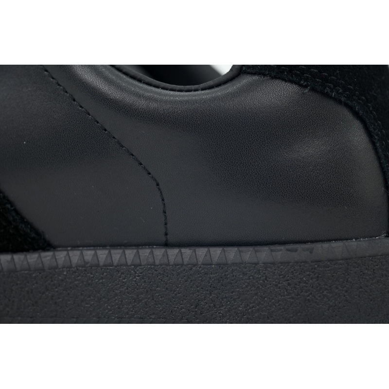 Maison Margiela Replica Black S57WS0236P1897900