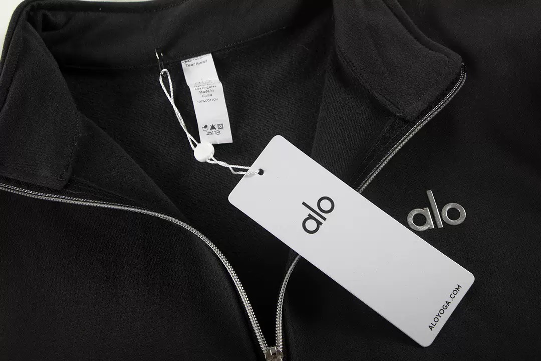 Alo Yoga Accolade 1/4 Zip Pullover Black