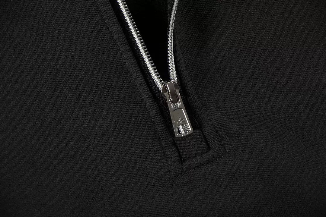 Alo Yoga Accolade 1/4 Zip Pullover Black