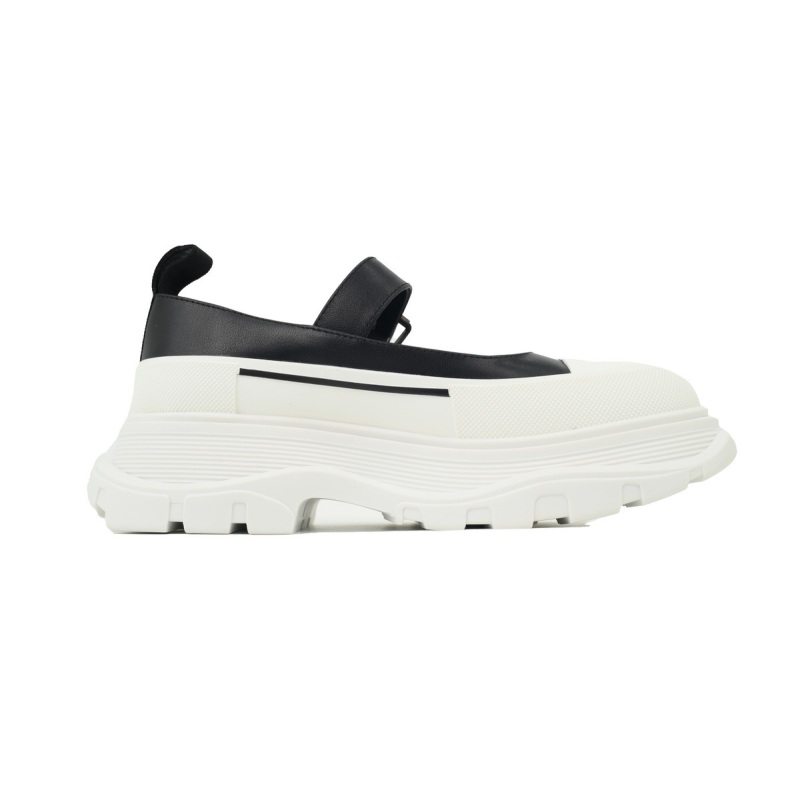 Alexander McQueen Women's Tread Slick Mary Jane In Black
