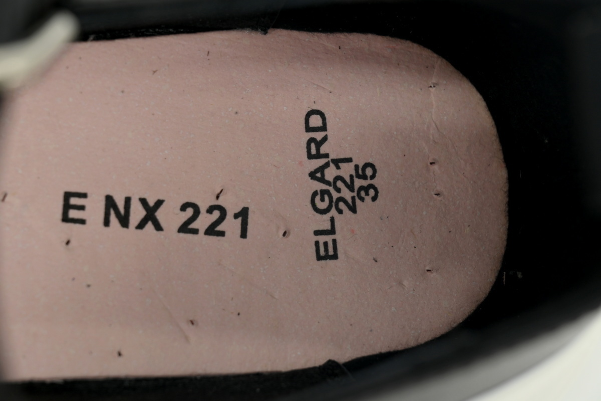 Alexander McQueen Women's Tread Slick Mary Jane In Black