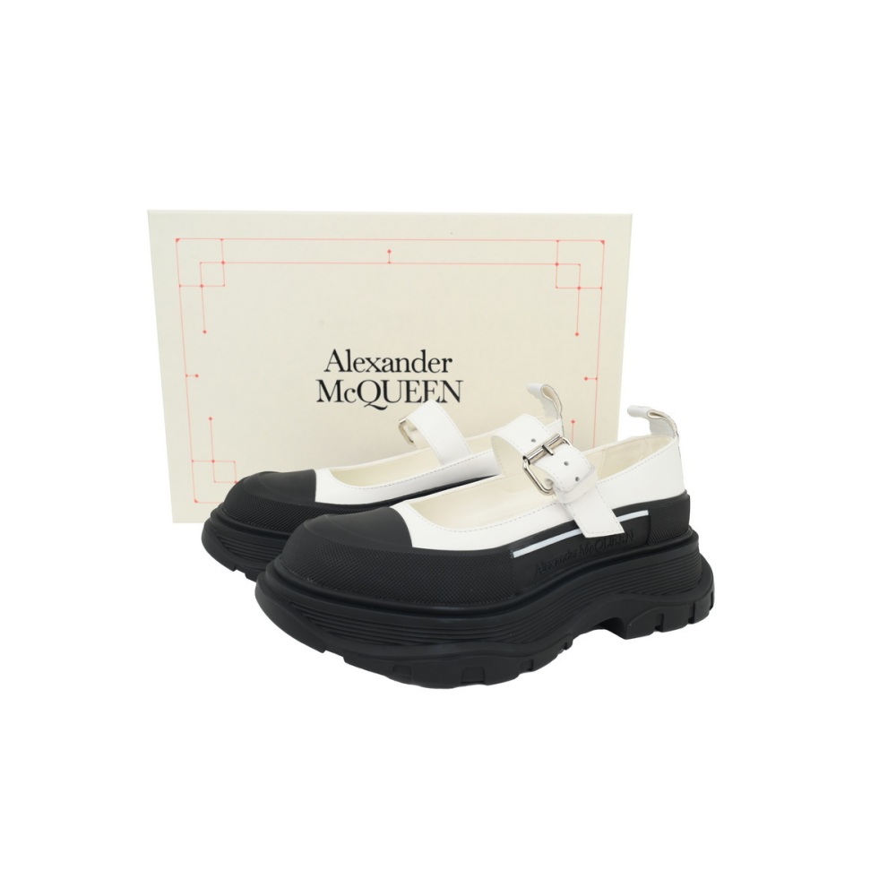 Alexander McQueen Women's Tread Slick Mary Jane In White