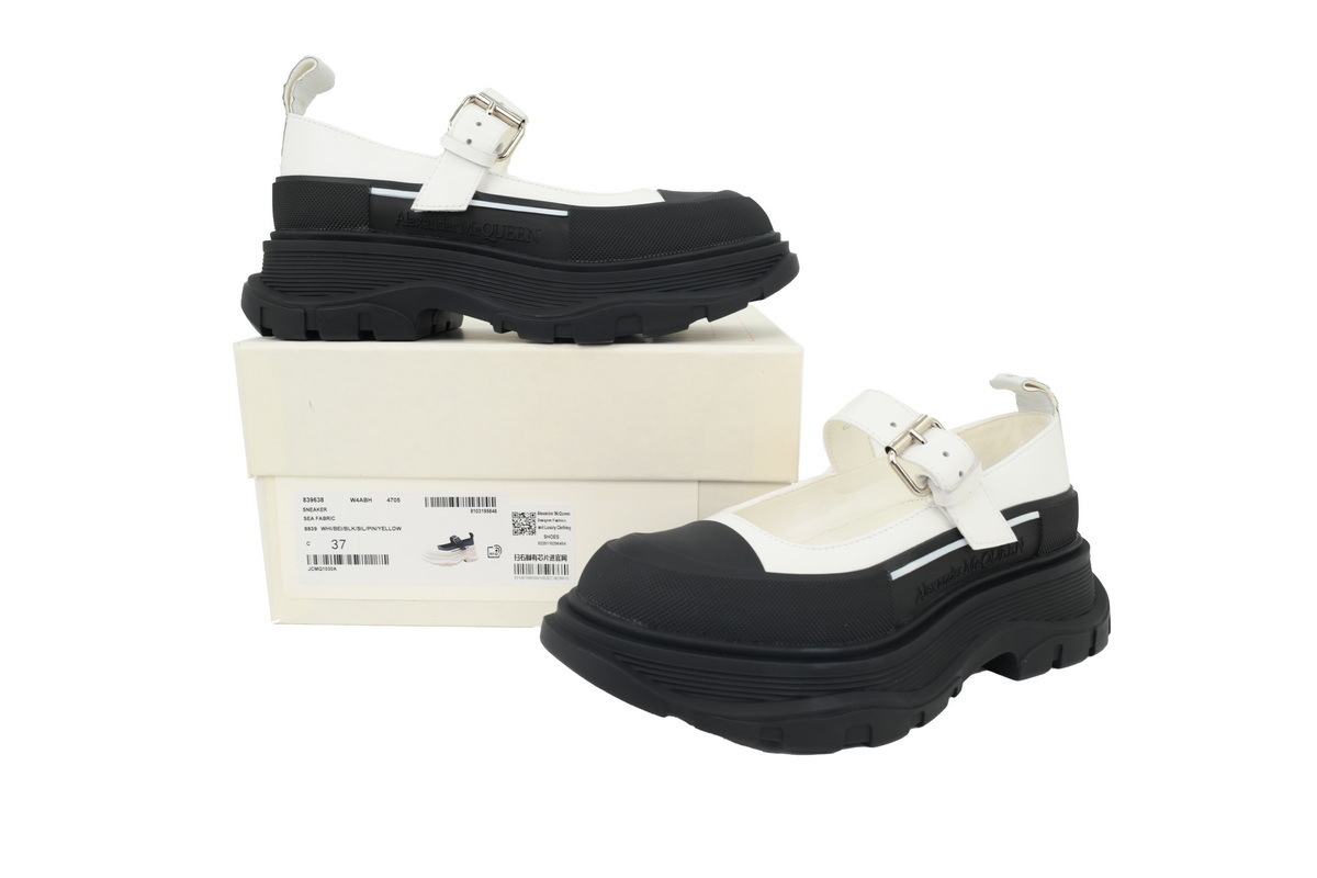 Alexander McQueen Women's Tread Slick Mary Jane In White