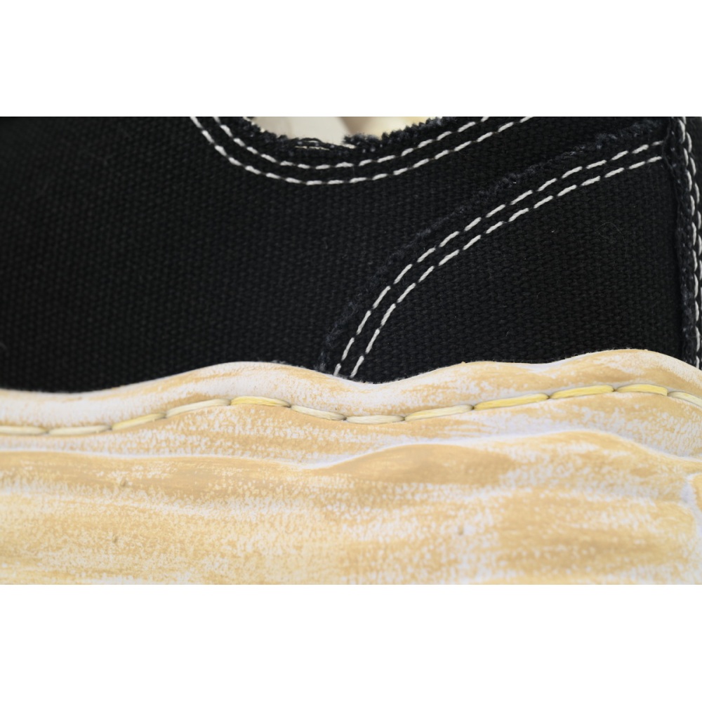 MIHARA YASUHIRO Retro Black And White NO.735