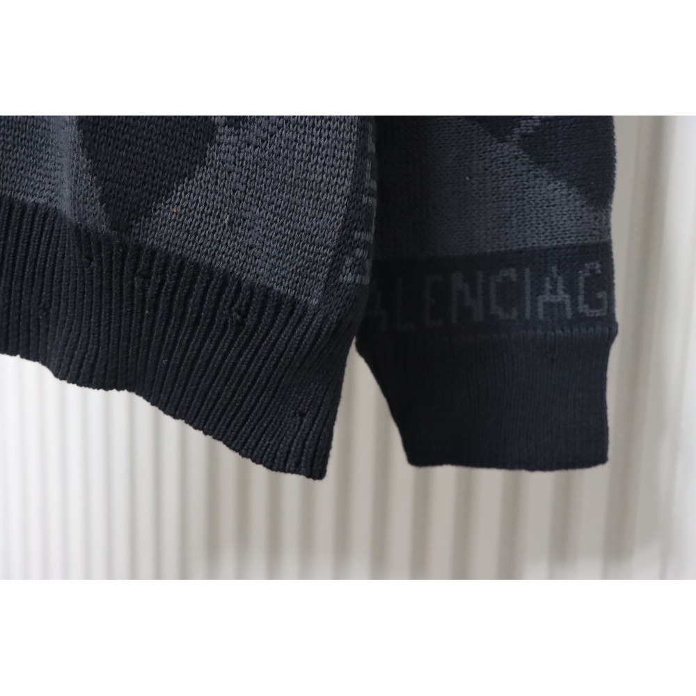 BALENCIAGA 25ss Geometric Crew Neck Knit Sweater