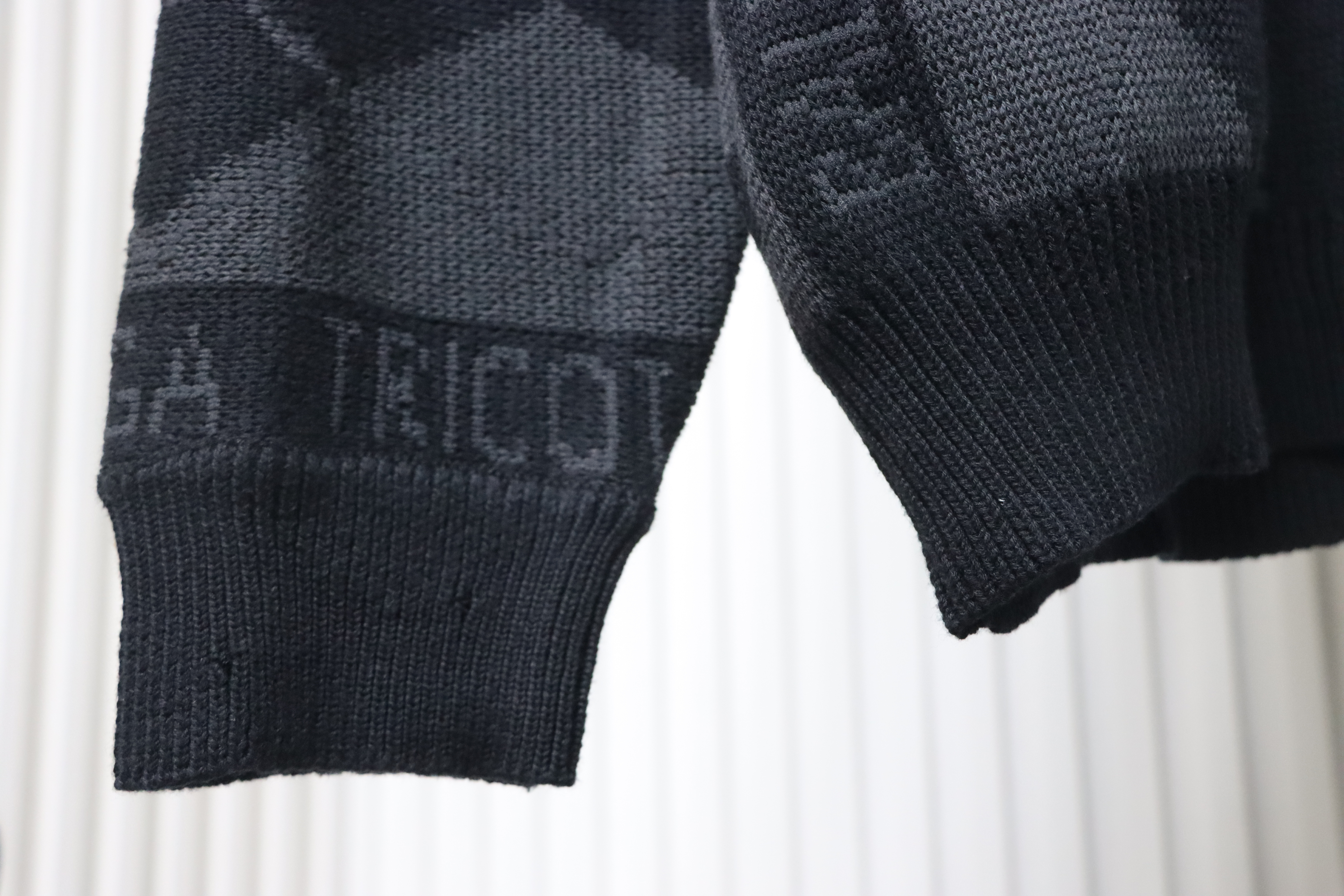 BALENCIAGA 25ss Geometric Crew Neck Knit Sweater