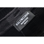 BALENCIAGA 25ss Geometric Crew Neck Knit Sweater