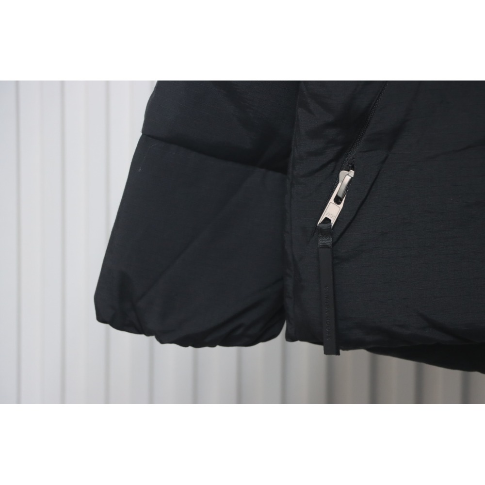 Canada Goose Solid Color Zip-Up Down Jacket with Sleeve Badge