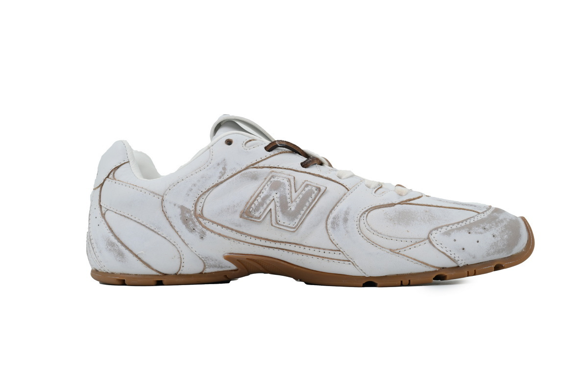 New Balance 530 SL Miu Miu White Gum' 5E165E 3F33 F0009 13 99F D005