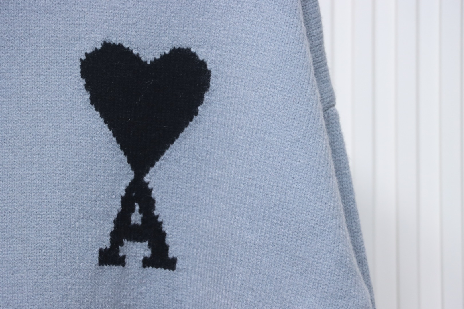 Ami 23Fw Heart Jacquard Turtleneck Sweater Grey