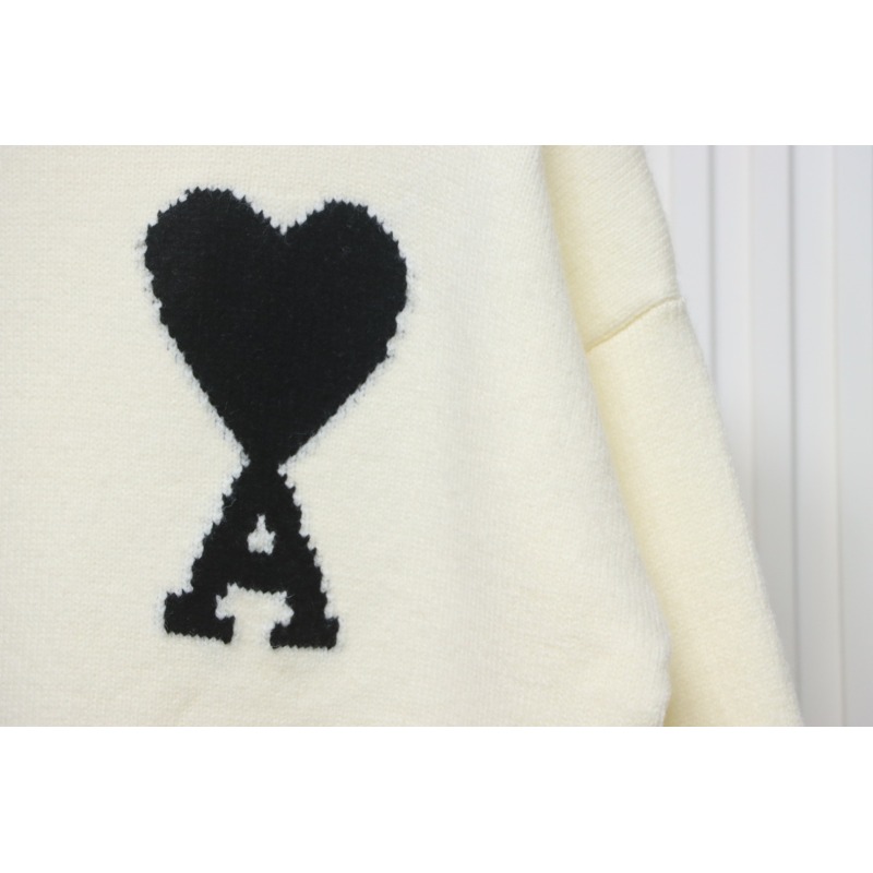 Ami 23Fw Heart Jacquard Turtleneck Sweater White
