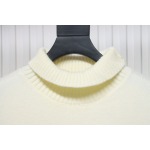 Ami 23Fw Heart Jacquard Turtleneck Sweater White