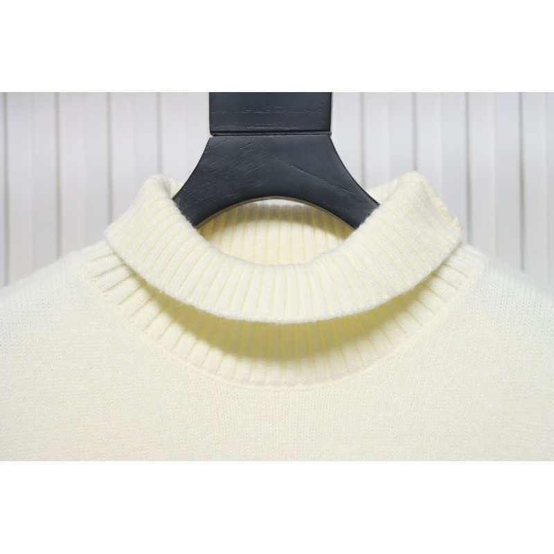 Ami 23Fw Heart Jacquard Turtleneck Sweater White