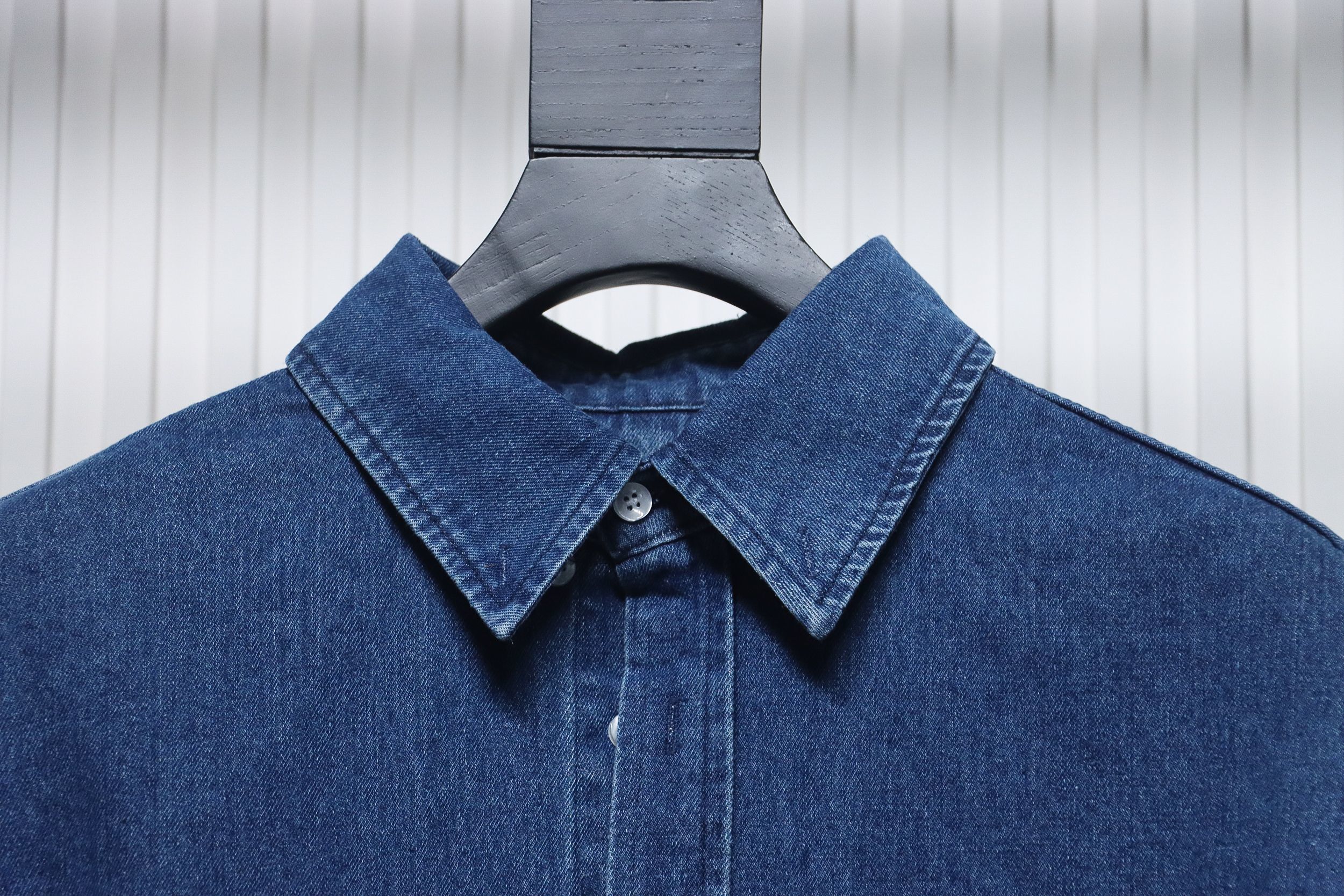 Ralph Lauren Classic Warhorse Logo Lapel Long-Sleeved Denim Shirt