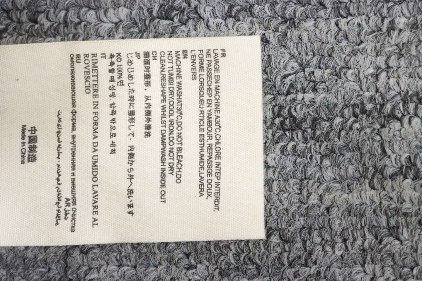 AMI 23FW Heart-Shaped Cropped Down Jacket - Correct Version Black