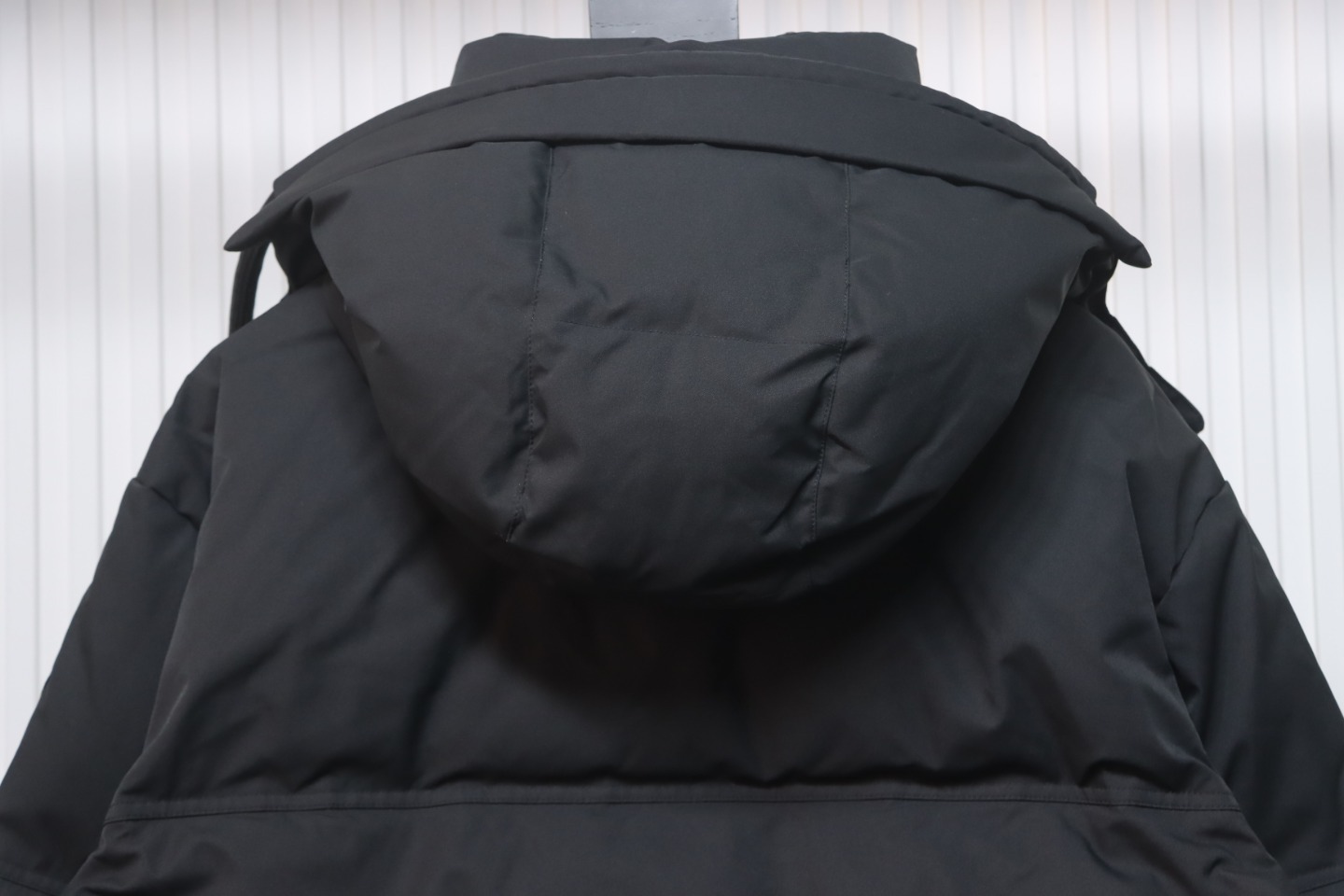 AMI 23FW Heart-Shaped Cropped Down Jacket - Correct Version Black