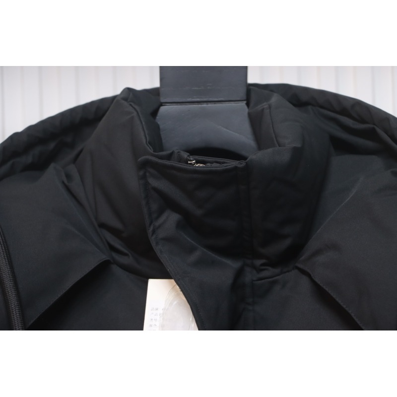 AMI 23FW Heart-Shaped Cropped Down Jacket - Correct Version Black
