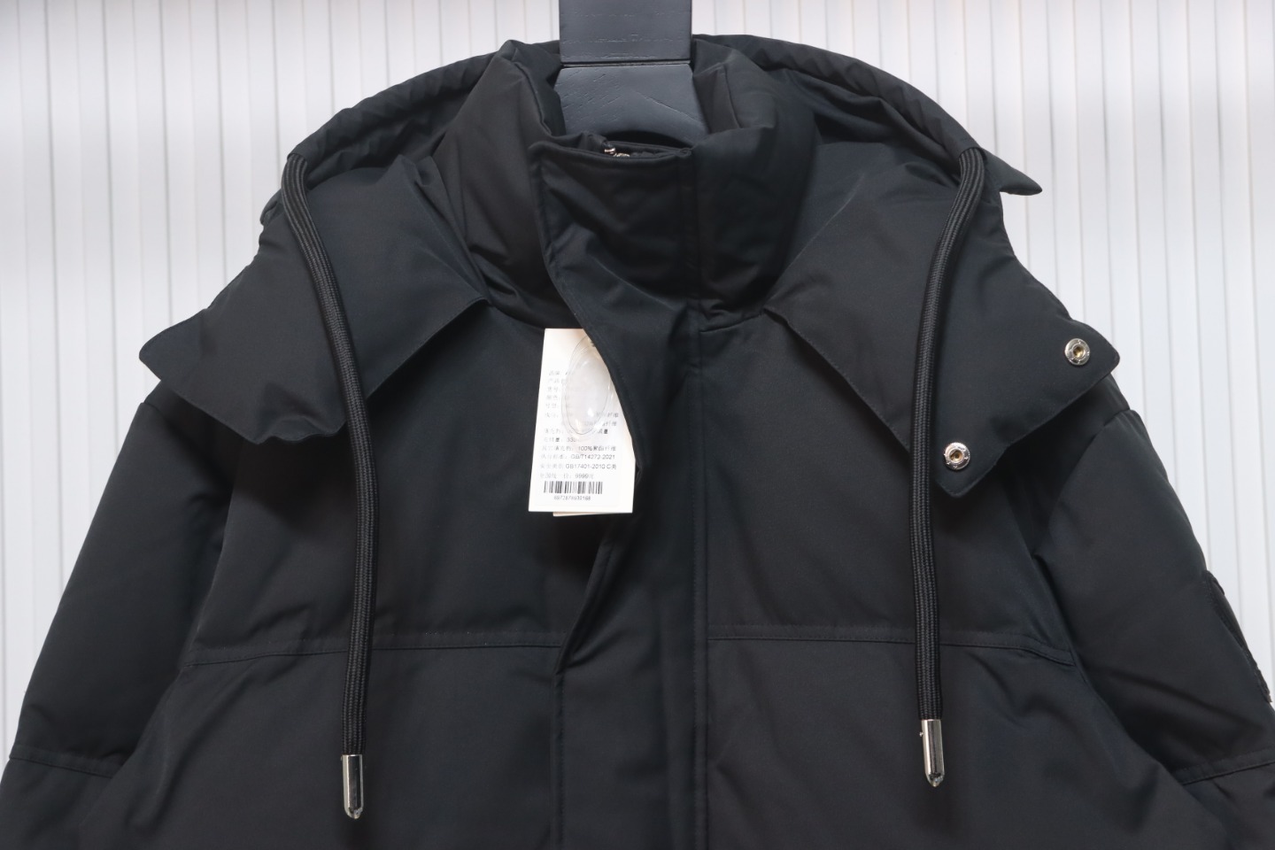 AMI 23FW Heart-Shaped Cropped Down Jacket - Correct Version Black