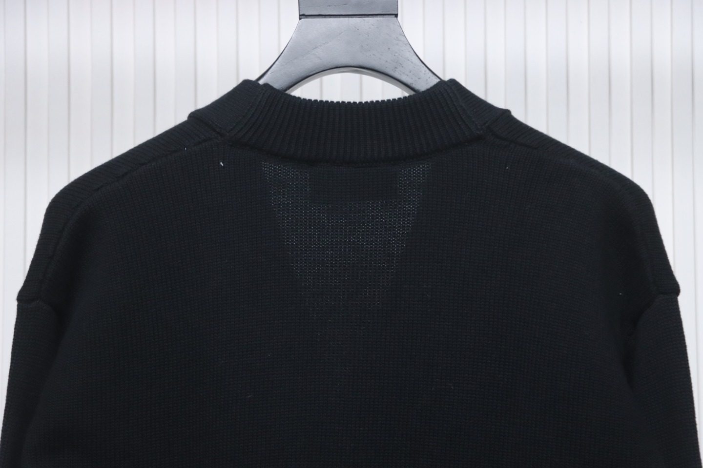 AMI PARIS 21FW Heart Embroidered Cardigan Black