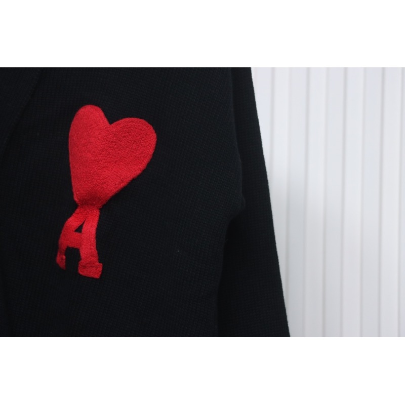 AMI PARIS 21FW Heart Embroidered Cardigan Black