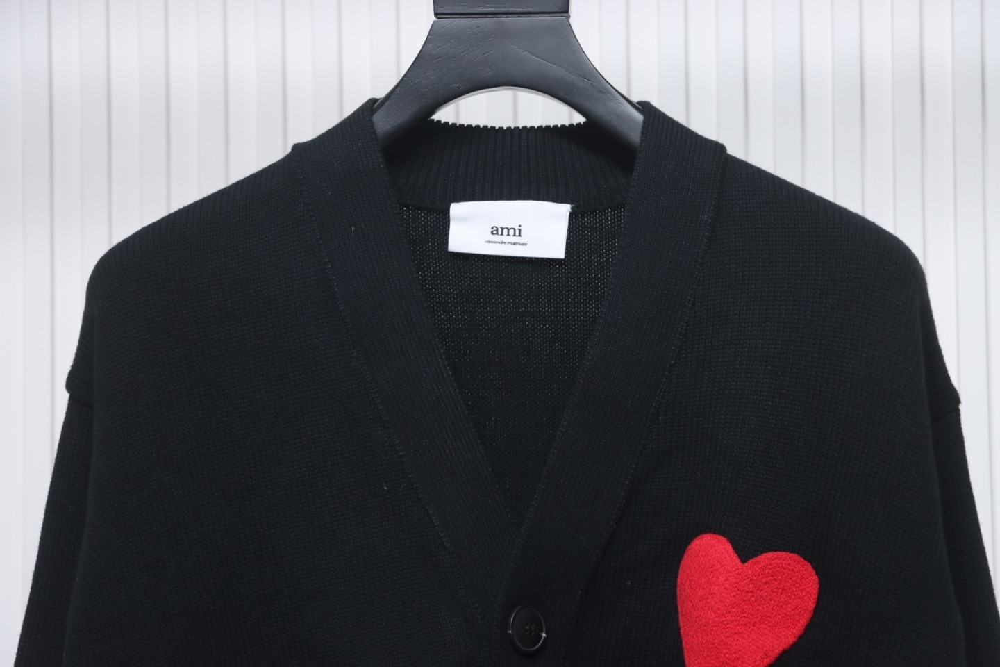 AMI PARIS 21FW Heart Embroidered Cardigan Black