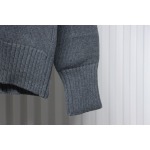 AMI PARIS 21FW Heart Embroidered Cardigan Grey