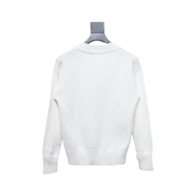 AMI PARIS 21FW Heart Embroidered Cardigan White 02